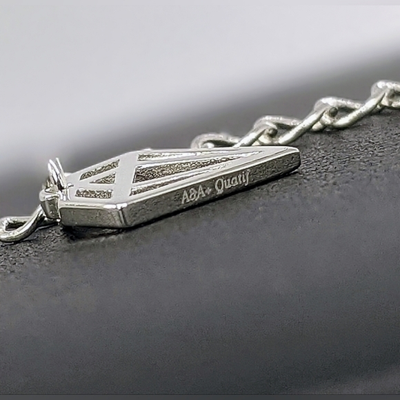 Elegant Herringbone Chain Made In Italy .925 Sterling Silver - Picture 8 of 8